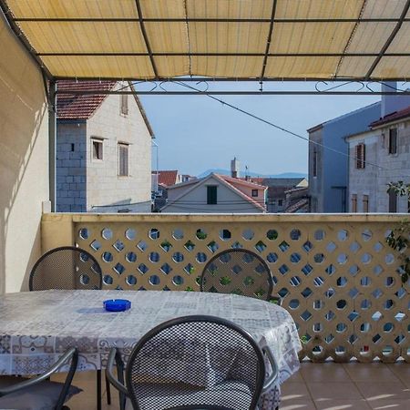 Apartmani Katija Komiza Luaran gambar