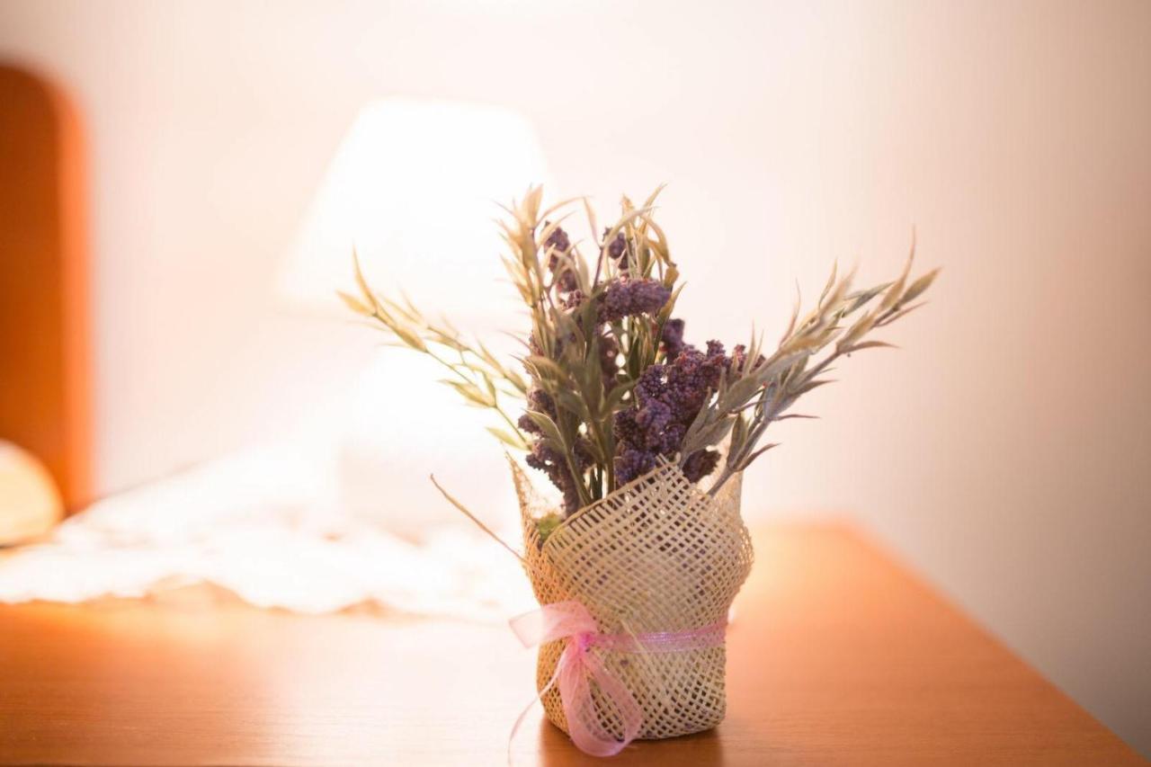 Apartmani Katija Komiza Luaran gambar